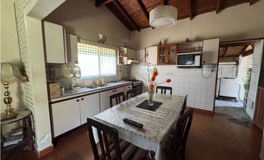 Casa en zona residencial a la venta