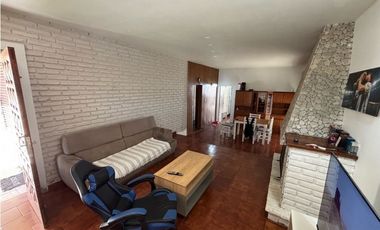Casa en zona residencial a la venta