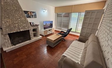 Casa en zona residencial a la venta