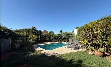 Venta Casa 5 ambientes centro Lujan