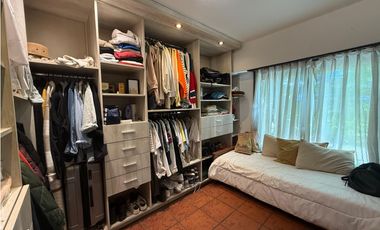 Venta Casa 5 ambientes centro Lujan