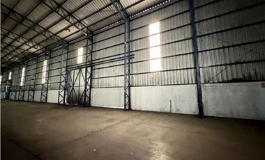 Galpon Industrial en alquiler en Campana