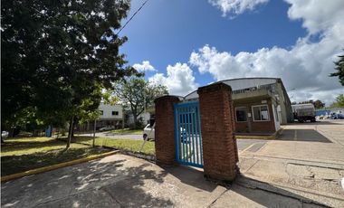 Nave industrial en alquiler sobre ruta panamericana, Campana