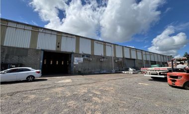 Nave industrial en alquiler sobre ruta panamericana, Campana