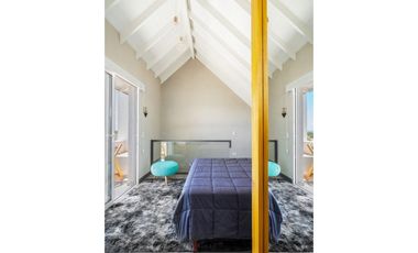 Venta Departamento frente al mar con piscina y cochera