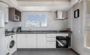 Venta Departamento frente al mar con piscina y cochera