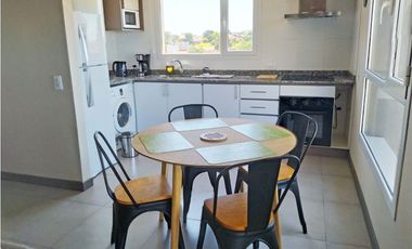 Venta Departamento frente al mar con piscina y cochera