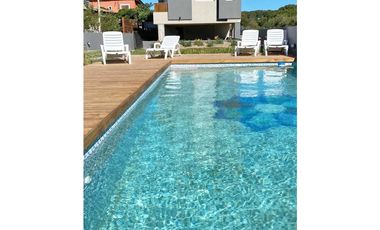 Venta Departamento frente al mar con piscina y cochera
