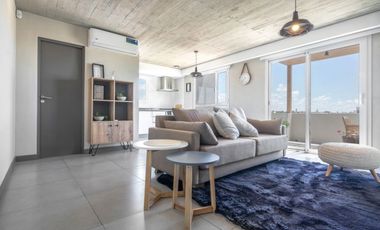 Venta Departamento frente al mar con piscina y cochera