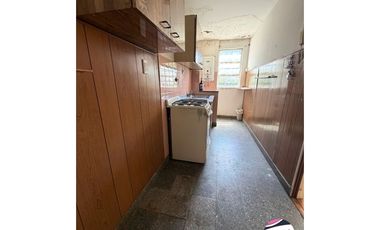 LUMINOSO 2 AMB CON BALCON