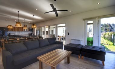 Casa Ecuestre Costa Esmeralda