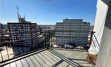 Departamento de piso completo en pleno centro