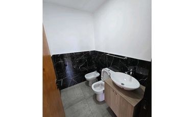 DOCTA - Espectacular Dúplex! 3 dorm, 3 baños, cochera, terraza!