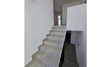 DOCTA - Espectacular Dúplex! 3 dorm, 3 baños, cochera, terraza!