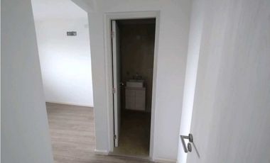 PROMOCION- EXCELENTE DEPTO 2 DORM C/ BALCON EN POSADAS - ABAJO DE POZO