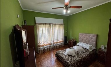 Excelente casa en zona residencial