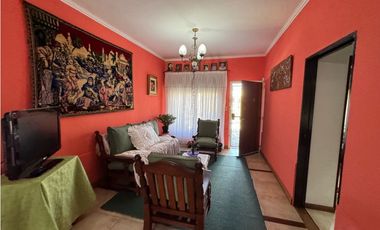 Excelente casa en zona residencial