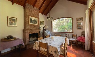 Casa en dos Plantas  - Valeria del Mar