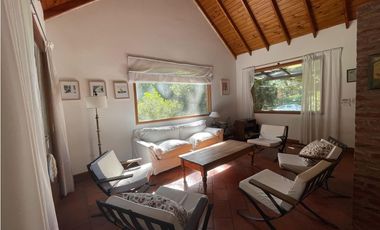 Casa en dos Plantas  - Valeria del Mar