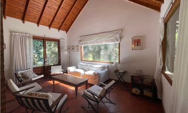 Casa en dos Plantas  - Valeria del Mar