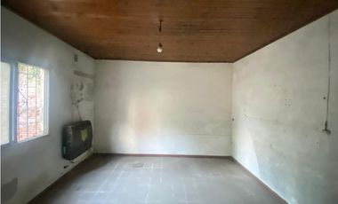 Local + Departamentos a refaccionar en venta sobre av humberto