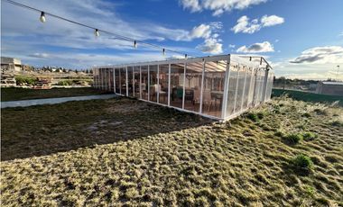 Galpón con salón de usos múltiples y Pileta Climatizada