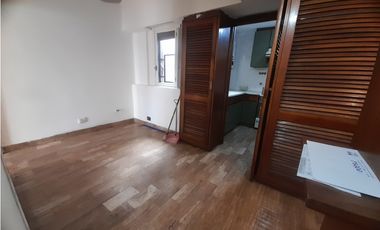 4 AMBIENTES CON DEPENDENCIA BALCON AL FRENTE - CABALLITO