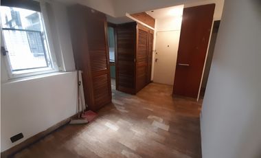 4 AMBIENTES CON DEPENDENCIA BALCON AL FRENTE - CABALLITO