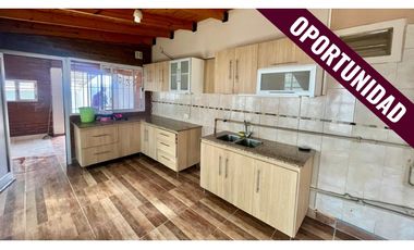 CASA 4 AMBIENTES + PATIO + COCHERA - BARRIO PERON - PTO MADRYN