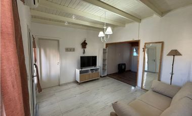 CASA 4 AMBIENTES + PATIO + COCHERA - BARRIO PERON - PTO MADRYN