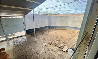 CASA 4 AMBIENTES + PATIO + COCHERA - BARRIO PERON - PTO MADRYN