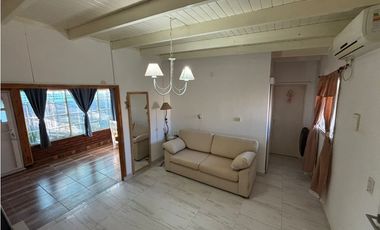 CASA 4 AMBIENTES + PATIO + COCHERA - BARRIO PERON - PTO MADRYN