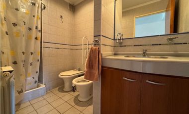 Departamento en torre Corona Plaza con 2 dormitorios a la venta