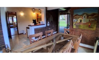 Venta - Casa Del Tiburon 900 - Pinamar Zona Iglesia