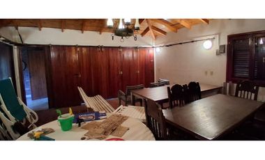 Venta - Casa Del Tiburon 900 - Pinamar Zona Iglesia