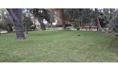 Venta - Casa Del Tiburon 900 - Pinamar Zona Iglesia