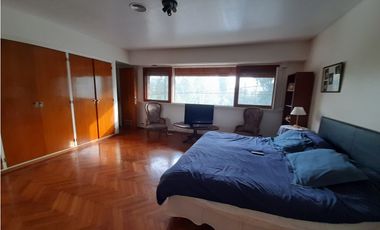 HERMOSA CASA DOS PLANTAS JARDIN CON PISCINA Y QUINCHO CON PARRILLA