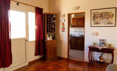 GALPÓN (LOCAL COMERCIAL) + 3 DEPARTAMENTOS 303.25 m2 - PUERTO MADRYN