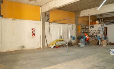 GALPÓN (LOCAL COMERCIAL) + 3 DEPARTAMENTOS 303.25 m2 - PUERTO MADRYN