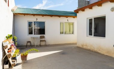 GALPÓN (LOCAL COMERCIAL) + 3 DEPARTAMENTOS 303.25 m2 - PUERTO MADRYN