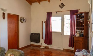 GALPÓN (LOCAL COMERCIAL) + 3 DEPARTAMENTOS 303.25 m2 - PUERTO MADRYN