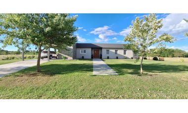 Venta Casa 4 ambientes- Club de Campo La Asuncion Lujan