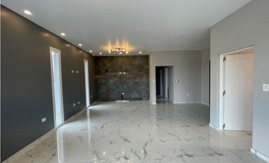 Venta Casa 4 ambientes- Club de Campo La Asuncion Lujan