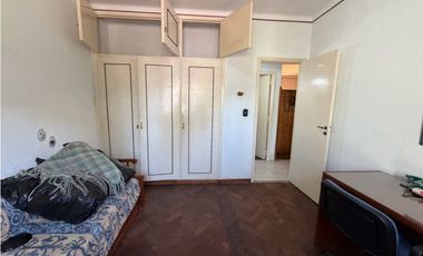 Casa sobre Luis Costa a la venta