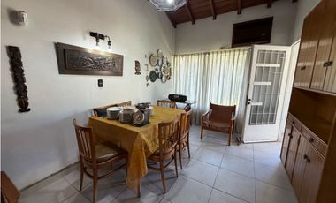 Casa sobre Luis Costa a la venta