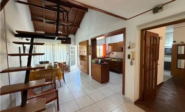 Casa sobre Luis Costa a la venta