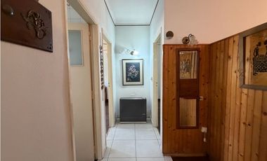 Casa sobre Luis Costa a la venta