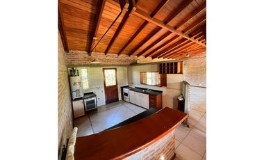 CASA EN FUNES