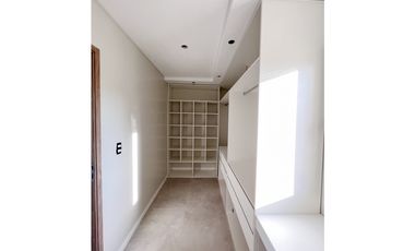 Casa en alquiler en Vida