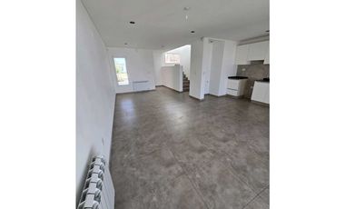 DOCTA - DUPLEX 3 DORM 3 BAÑOS CALEF CENTRAL, PILETA!